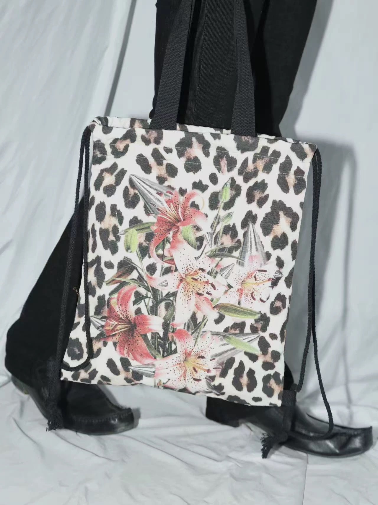 Lily Flower Pattern Tote Bag | shoulder bag |width45cm|height 40cm